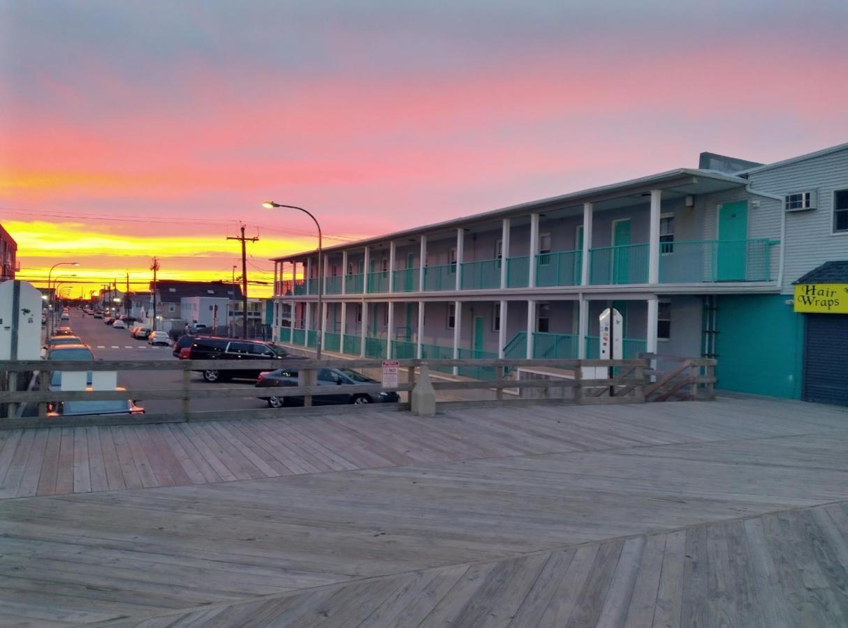 Boardwalk Sand & Surf Beach Hotel Oceanfront Seaside Heights Exterior photo