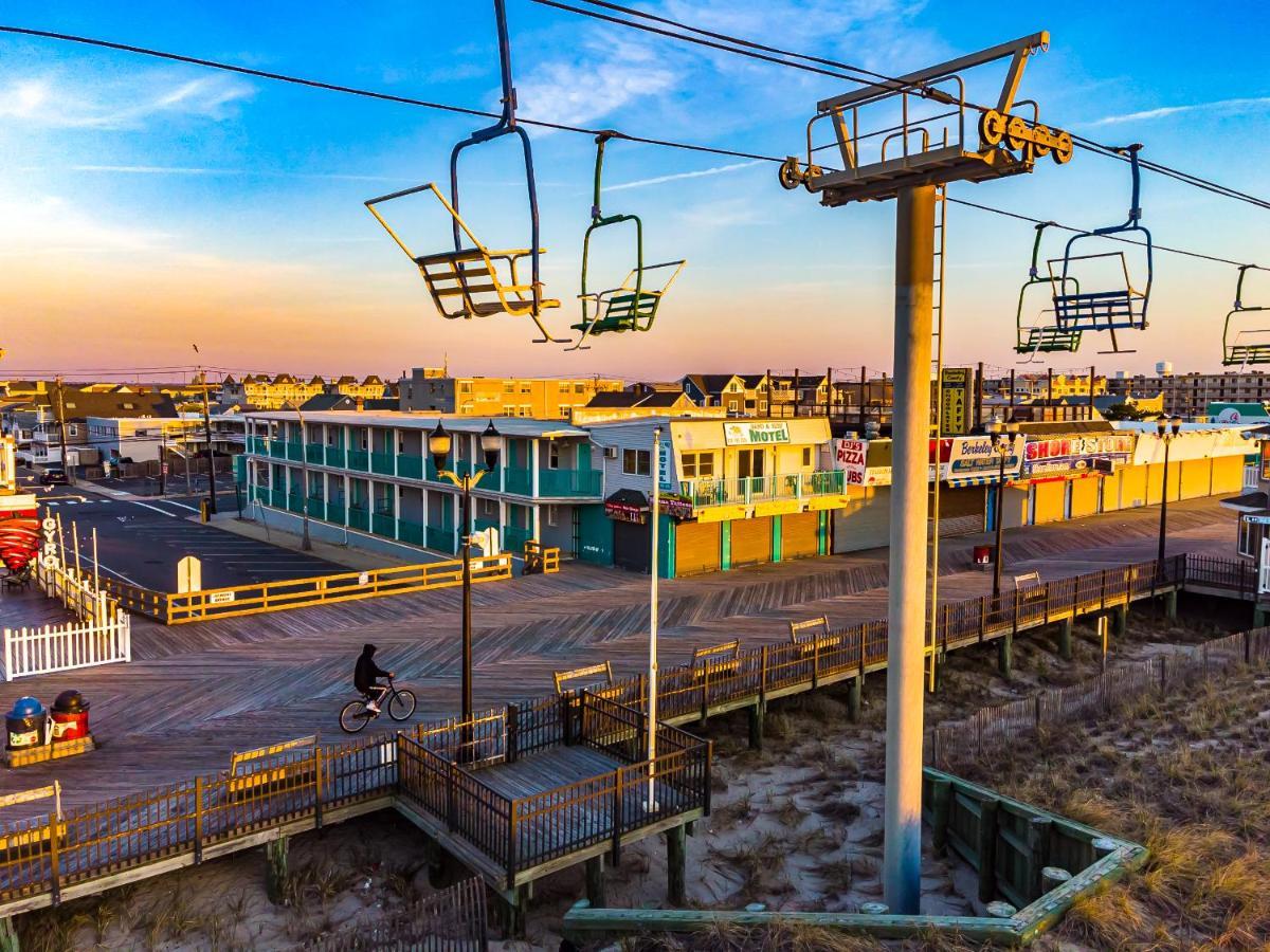 Boardwalk Sand & Surf Beach Hotel Oceanfront Seaside Heights Exterior photo