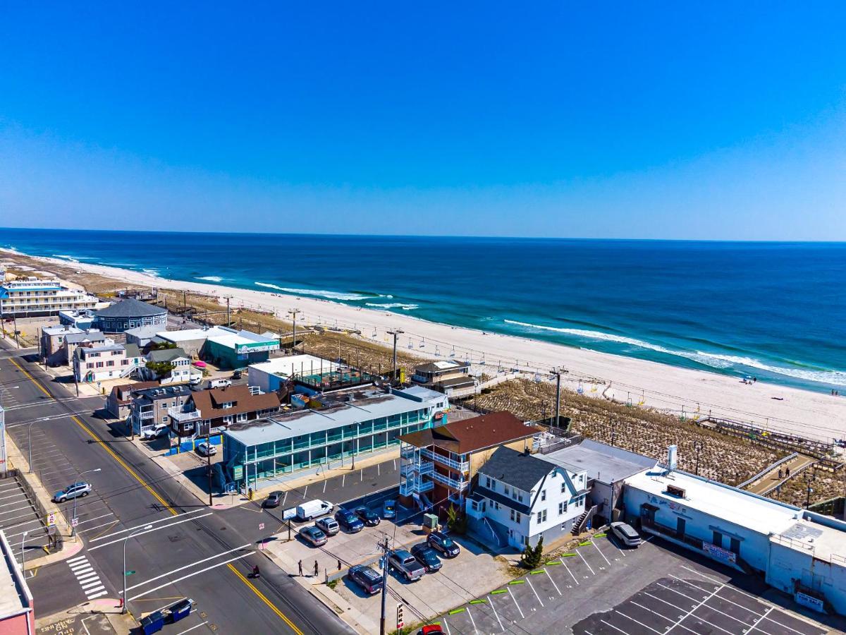 Boardwalk Sand & Surf Beach Hotel Oceanfront Seaside Heights Exterior photo